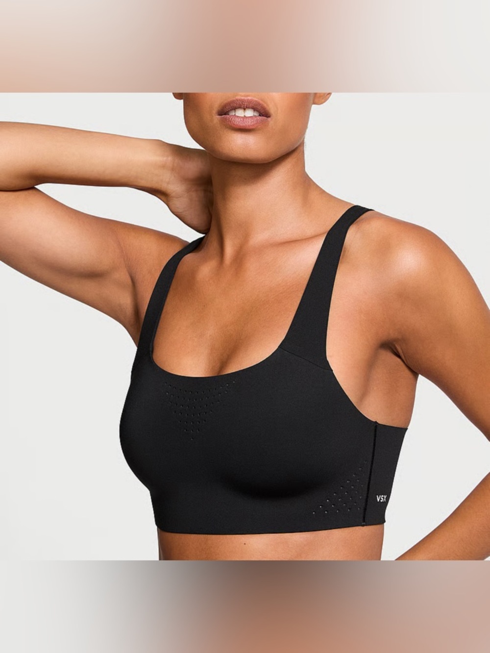 Victoria’s Secret VSX Featherweight Max Sports Bra 36C